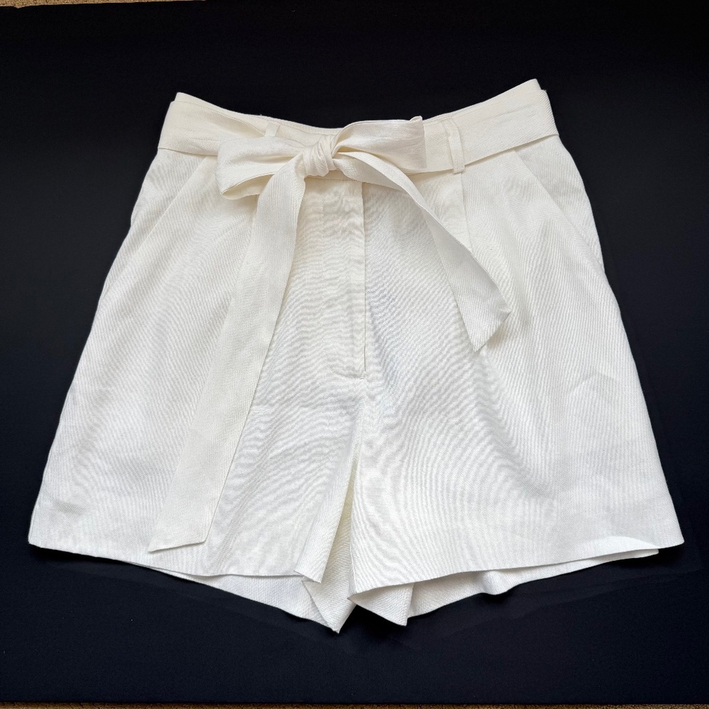 Antonio Melani women's sz 2 white linen lined shorts with 4 pockets and …